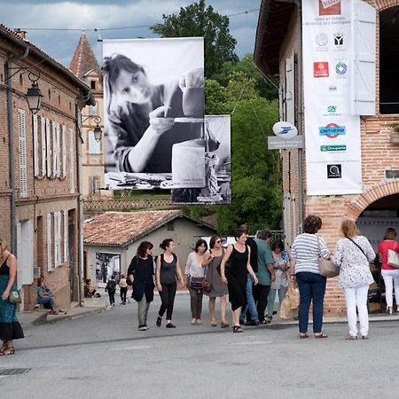 ¨Gite Du Cafe Suquet Giroussens Exterior photo
